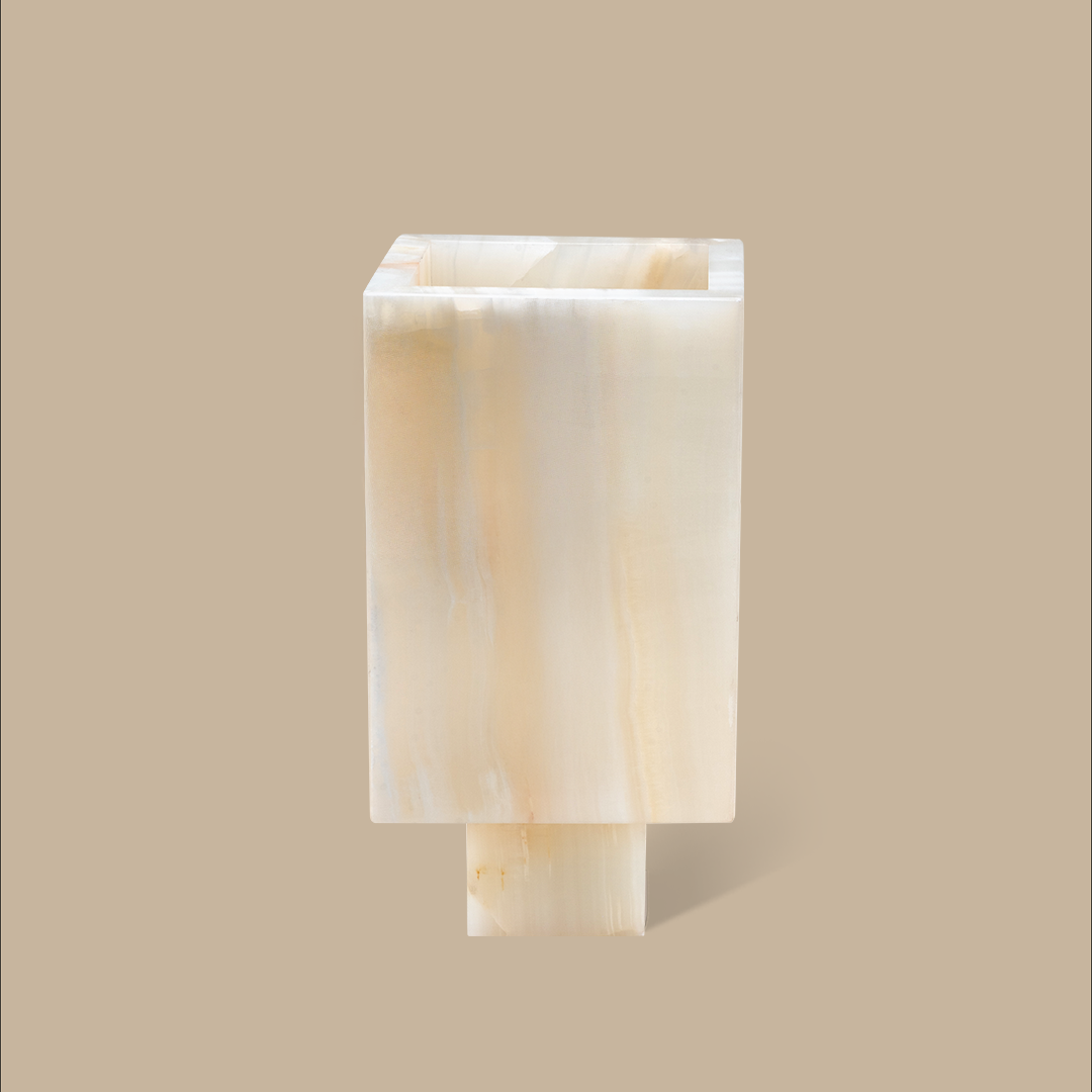 Trunk Vase - White Onyx