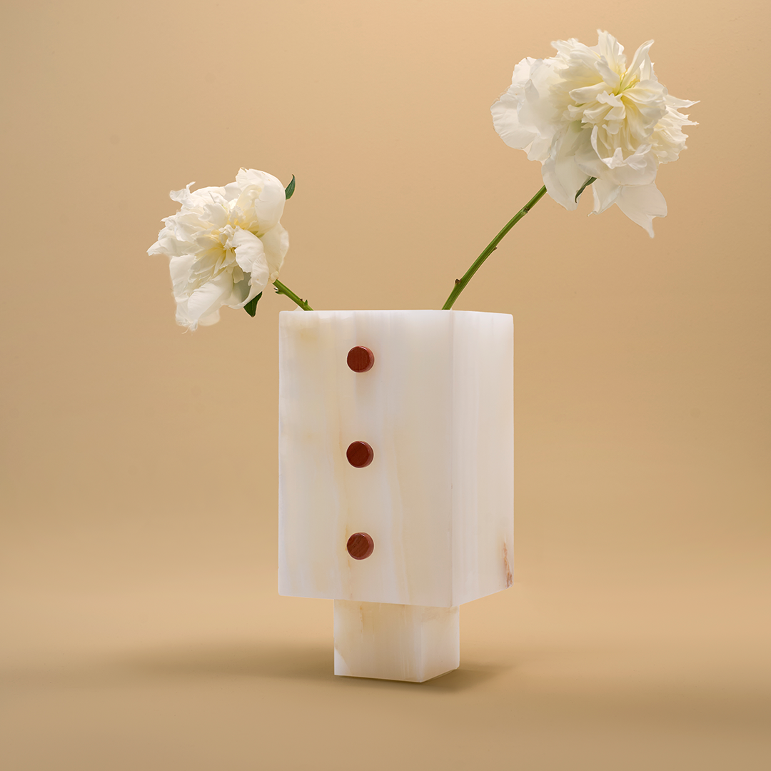 Trunk Vase - White Onyx with Buttons