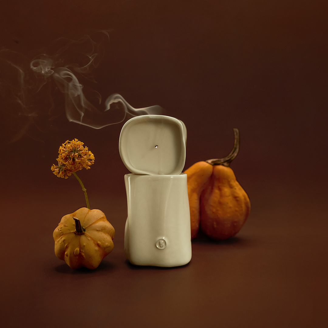 Skinwood Ceramic Candle