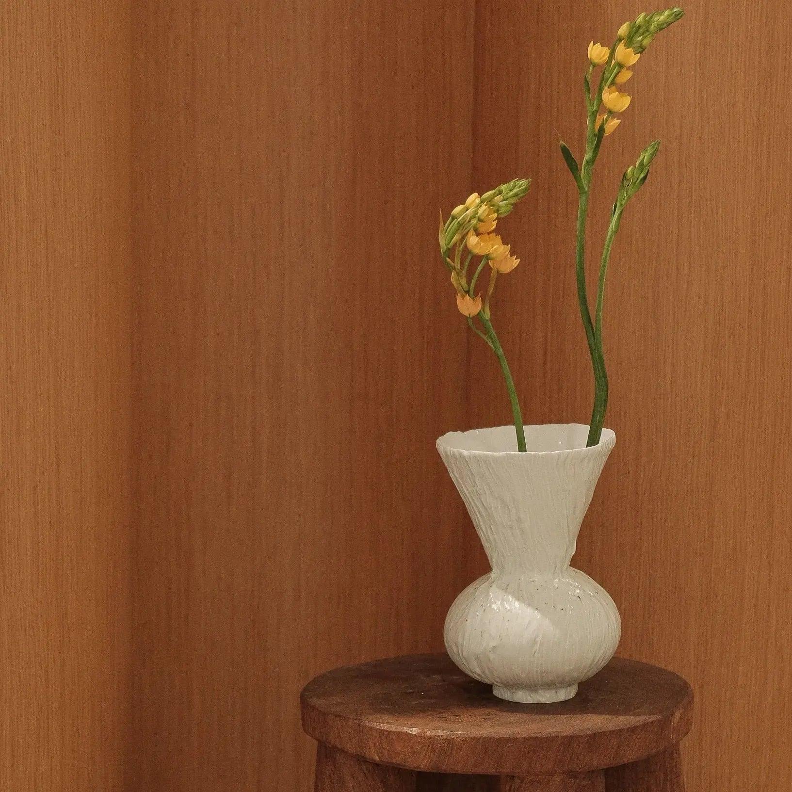 DOU vase - Ocher - BLACK BLAZE - Homeware - Xu