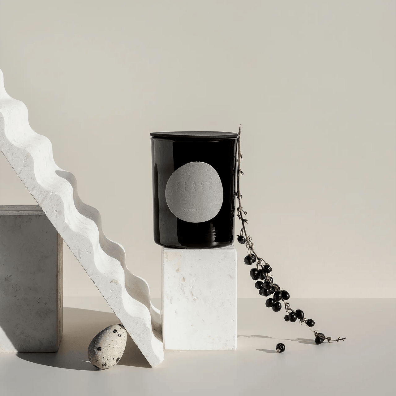 Vetiver & Fig Scented Candle-Black Glass