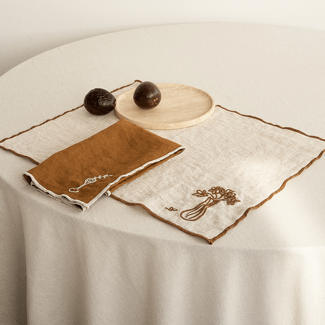 Embroidered Linen Napkin Set – Goblet - Tableware - Black Blaze