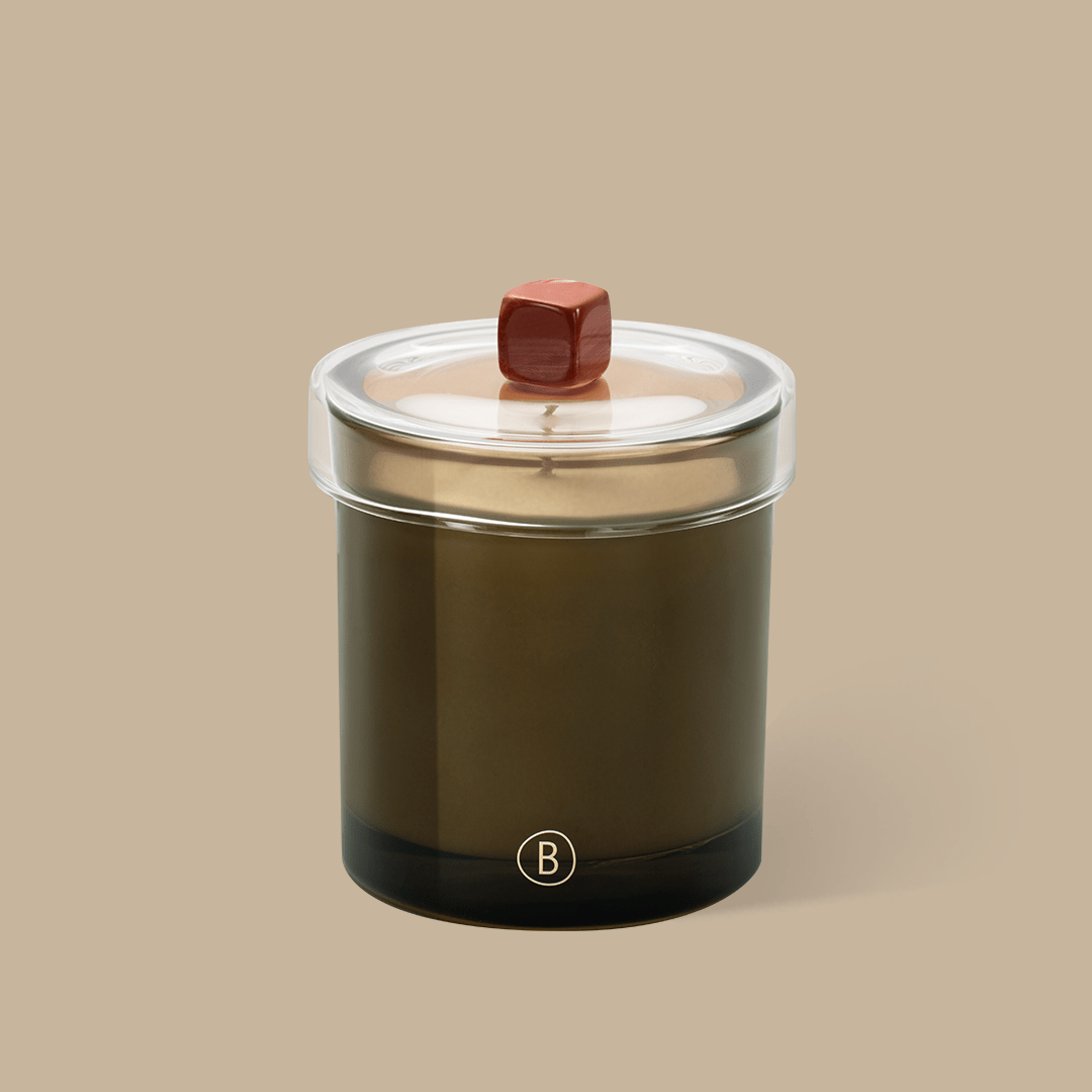 Misty Hills Scented Candle - THE GREAT OUTDOOR COLLECTION - Black Blaze