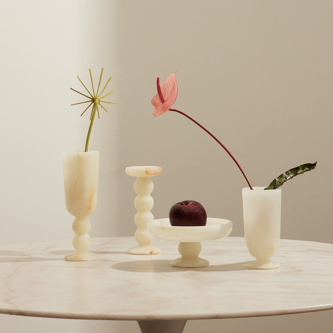 Orb White Onyx Tray - Pillar Candle - Black Blaze