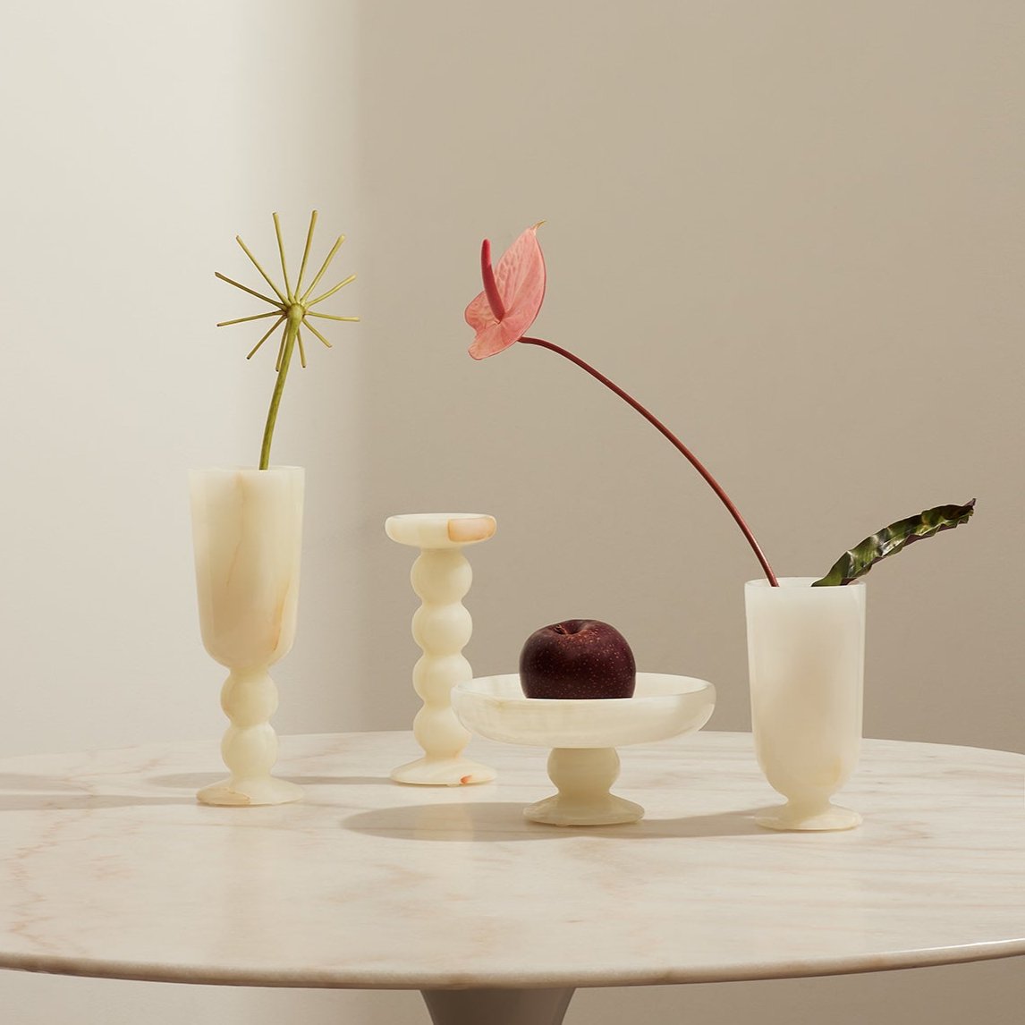 Orb White Onyx Vase - Accessories - Black Blaze