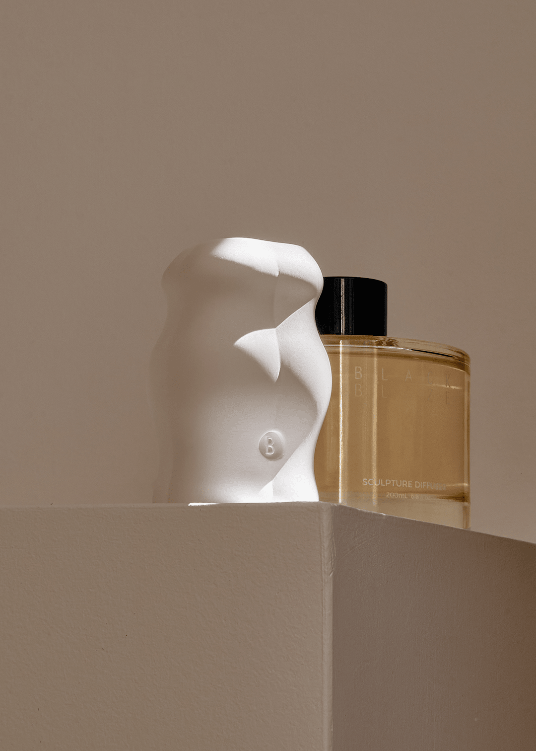 Sculpture Diffuser - Rainforest Sunlight - DIFFUSER - Black Blaze