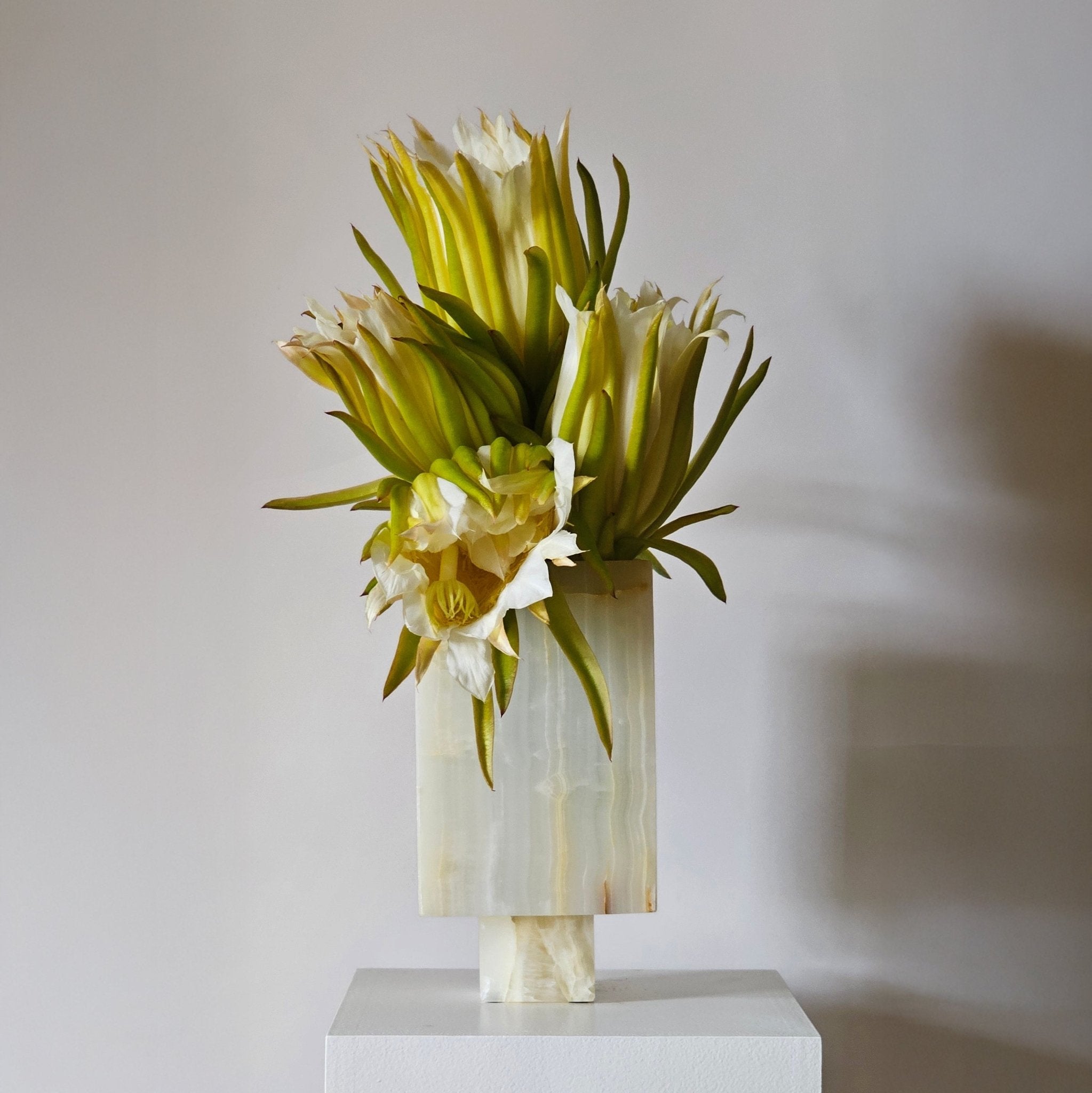 Trunk Vase - White Onyx - Accessories - Black Blaze