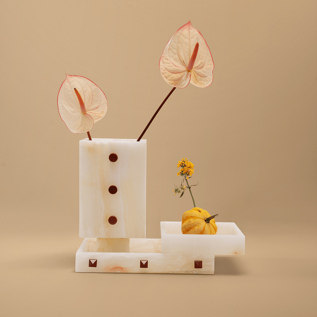 Trunk Vase - White Onyx - Accessories - Black Blaze