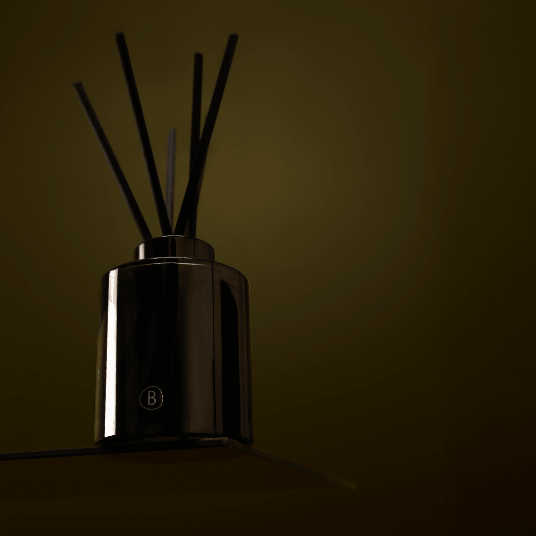 Vetiver & Fig Reed Diffuser - DIFFUSER - Black Blaze