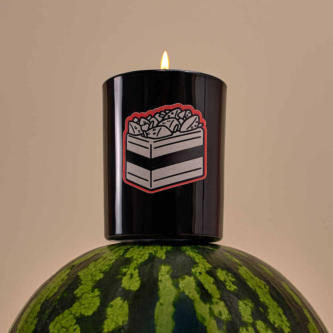 Strawberry Watermelon Cake Scented Candle - BLACK BLAZE