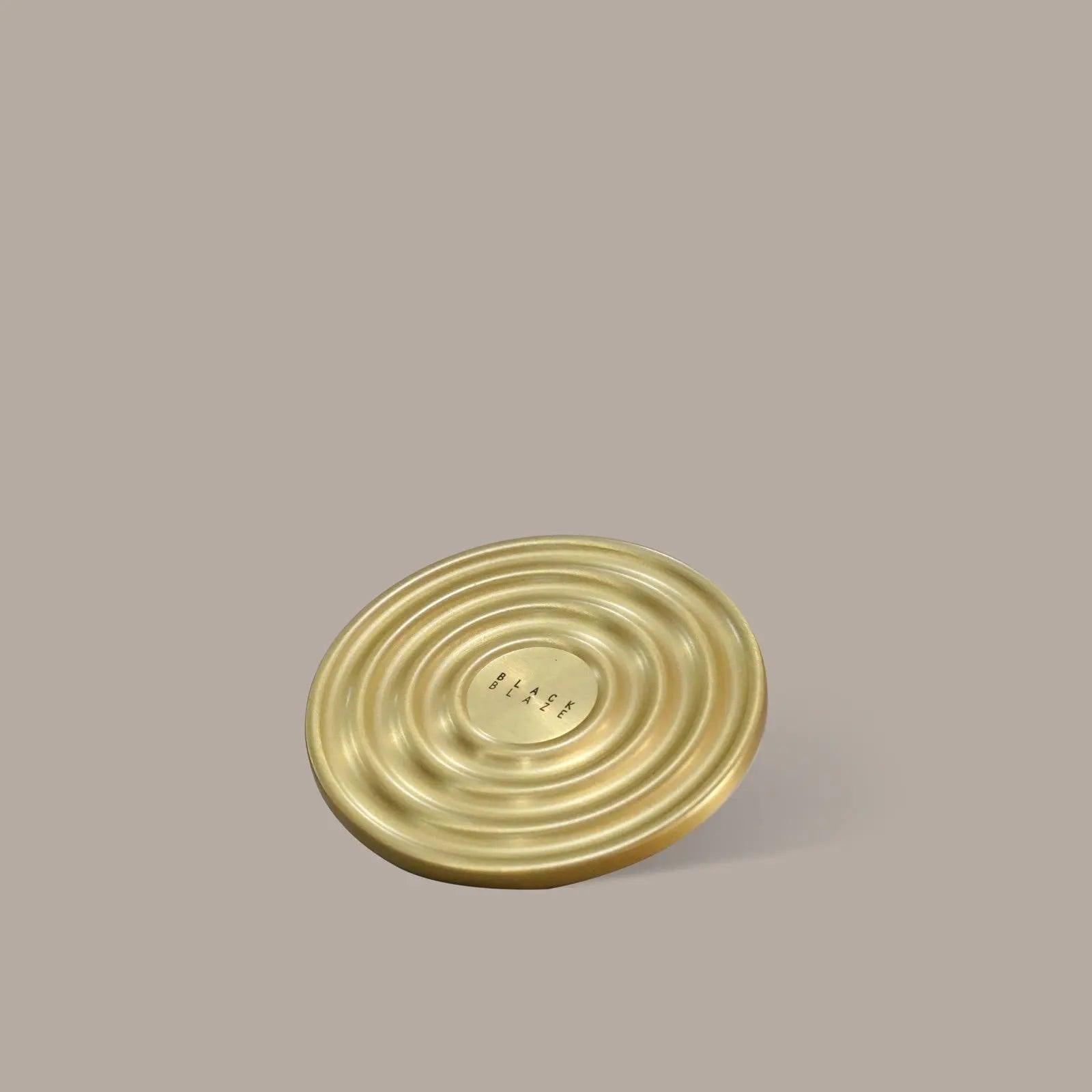 Karesansui Incense Burner - Accessories - Black Blaze