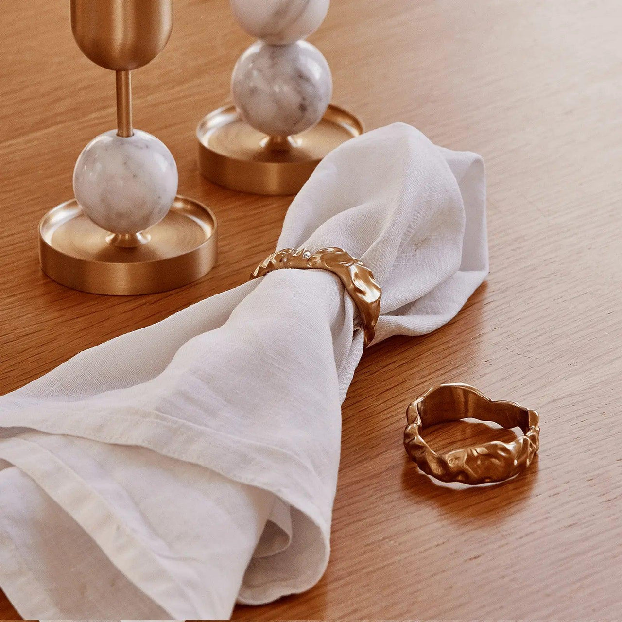 Flow Napkin Ring Set - BLACK BLAZE - Accessories - BLACK BLAZE